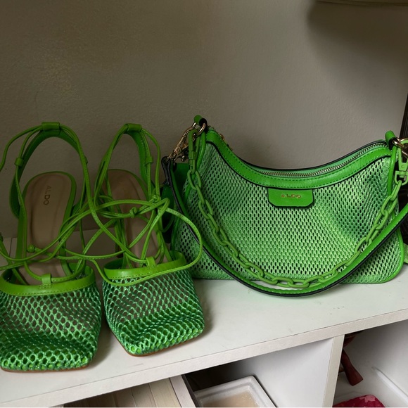 ALDO Heels & Purse - Picture 2 of 7